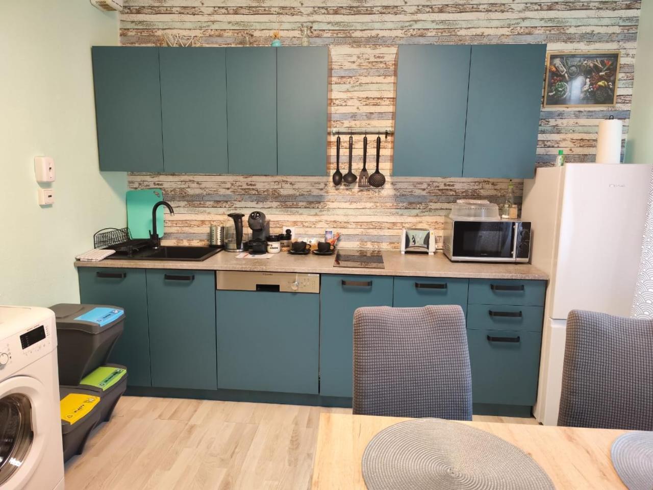 Veludo Apartments Centrum Free Parking 반스카비스트리카 외부 사진